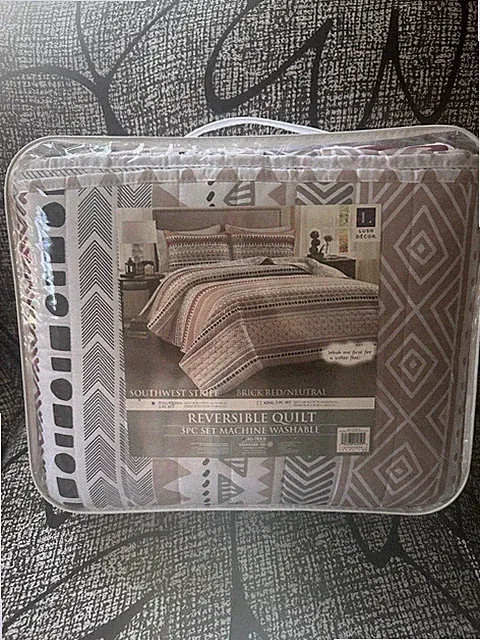 Southwest Stripe Reversible Oversized 3 Piece Quilt Set Full/Queen Brick Red