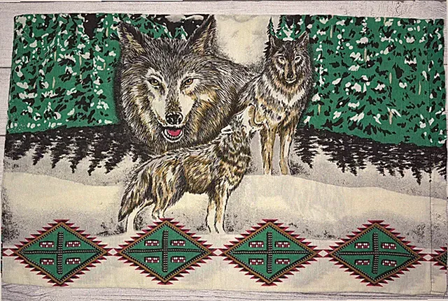 VTG Pillowcases Set of 2 WOLVES Native Zig Zag Southwest Cotton Blend Western