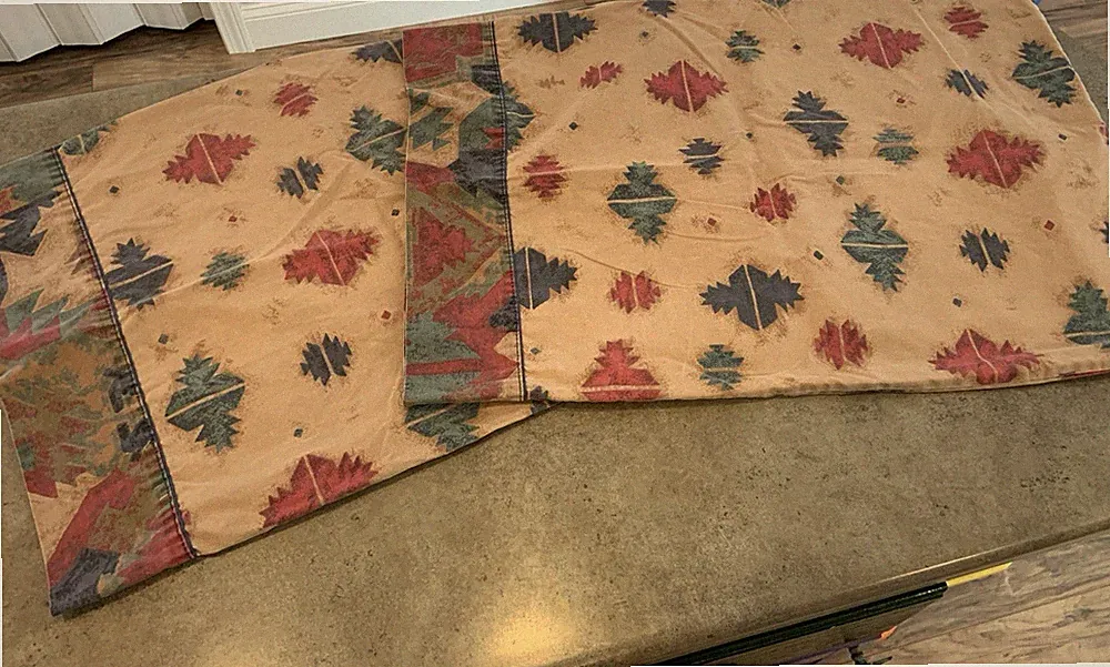 Vtg Southwest Designed Standard Pillowcases Brand Unknown